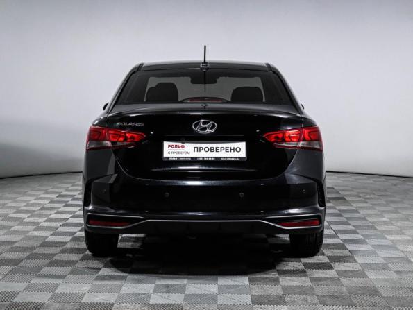 Hyundai Solaris II Рестайлинг с пробегом 2021 года, цена 1 880 000 рублей, 37042 км, седан, Автокод Объявления