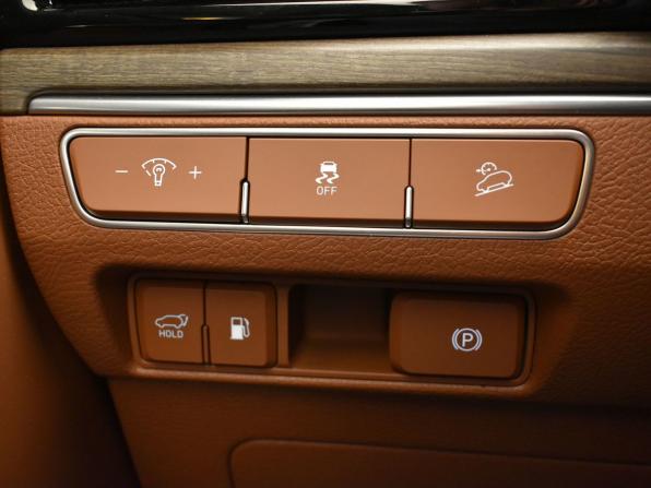 Kia Mohave I Рестайлинг 2 с пробегом 2022 года, цена 5 680 000 рублей, 20795 км, внедорожник, Автокод Объявления