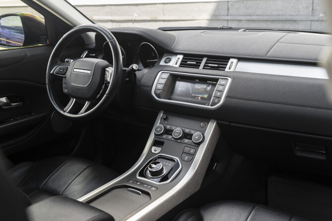 Land Rover Range Rover Evoque I Рестайлинг с пробегом 2018 года, цена 2 999 000 рублей, 84444 км, внедорожник, Автокод Объявления