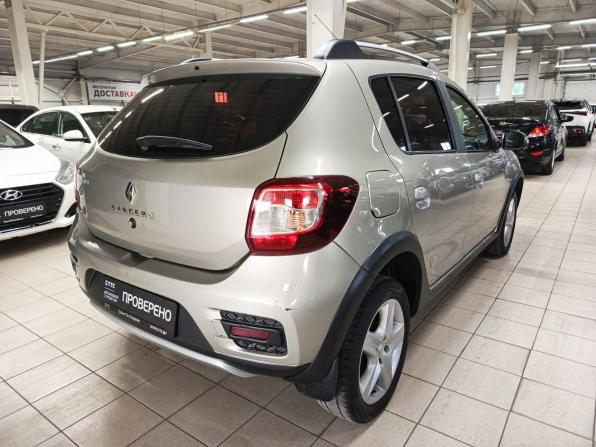 Renault Sandero II с пробегом 2017 года, цена 855 000 рублей, 149000 км, хэтчбек, Автокод Объявления