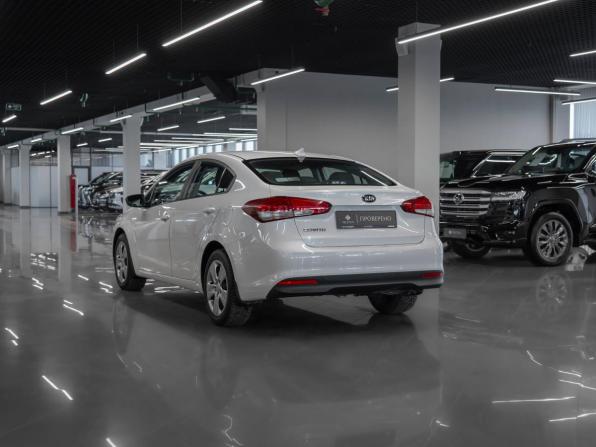 Kia Cerato III Рестайлинг (Classic) с пробегом 2019 года, цена 1 599 000 рублей, 75376 км, седан, Автокод Объявления