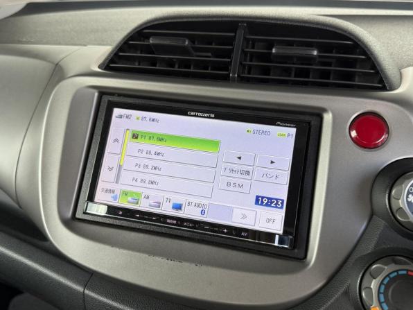 Honda Fit II с пробегом 2012 года, цена 795 000 рублей, 151116 км, хэтчбек, Автокод Объявления