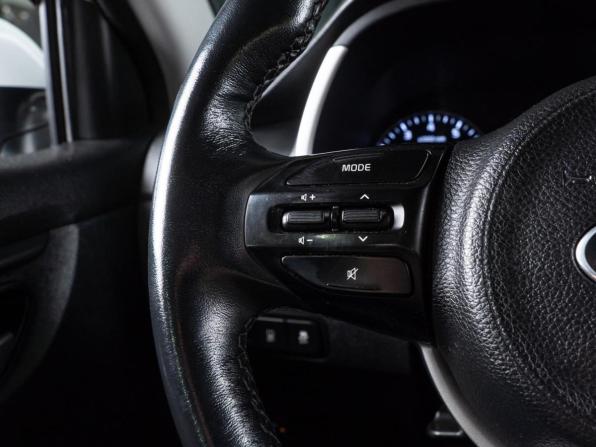 Kia Rio IV Рестайлинг с пробегом 2020 года, цена 1 300 000 рублей, 97463 км, седан, Автокод Объявления