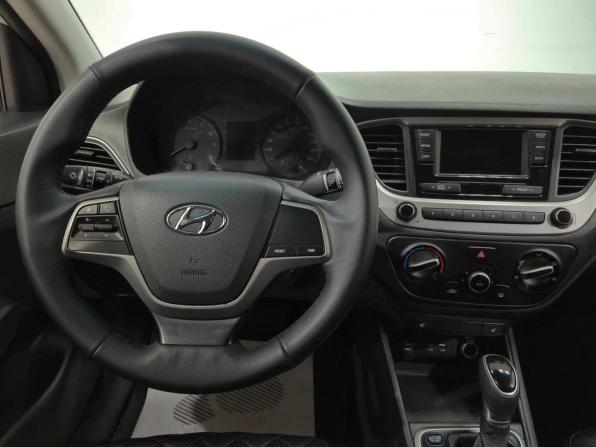 Hyundai Solaris II с пробегом 2019 года, цена 1 280 000 рублей, 144285 км, седан, Автокод Объявления