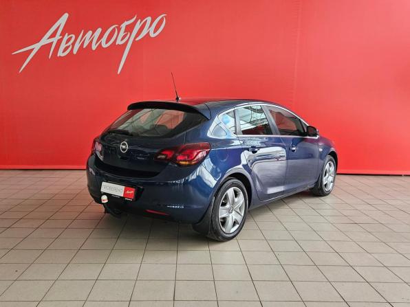 Opel Astra J с пробегом 2011 года, цена 697 000 рублей, 127160 км, хэтчбек, Автокод Объявления