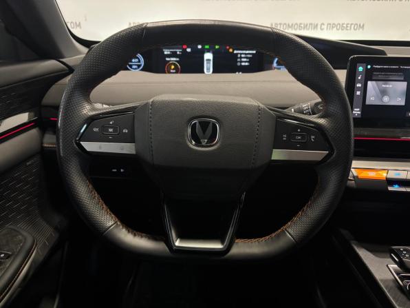 Changan UNI-V I с пробегом 2024 года, цена 2 499 000 рублей, 34000 км, лифтбек, Автокод Объявления