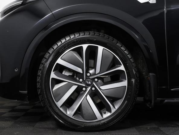 Li Auto (Lixiang) L9 I с пробегом 2023 года, цена 5 850 000 рублей, 56000 км, внедорожник, Автокод Объявления