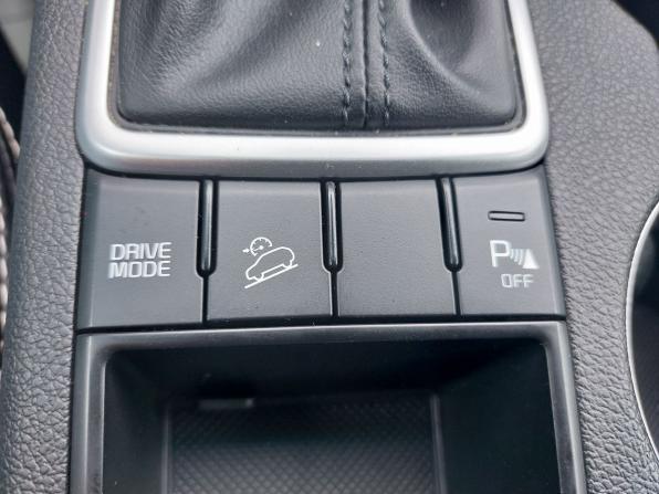 Kia Sportage IV Рестайлинг с пробегом 2019 года, цена 2 160 000 рублей, 127293 км, внедорожник, Автокод Объявления