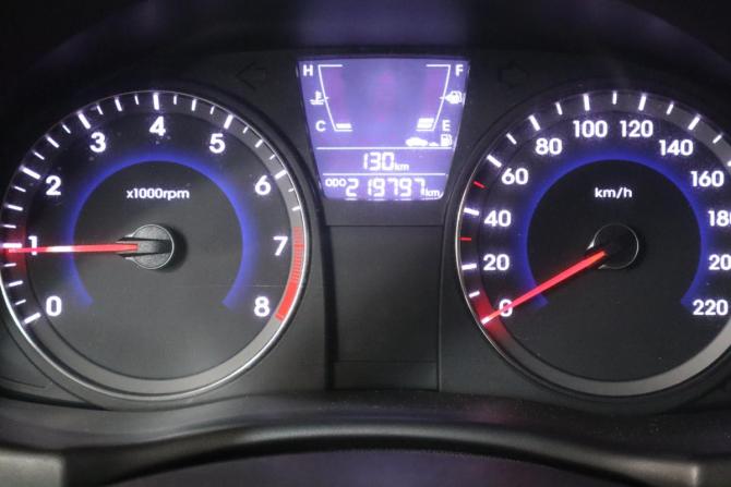 Hyundai Solaris I с пробегом 2012 года, цена 599 000 рублей, 218000 км, хэтчбек, Автокод Объявления