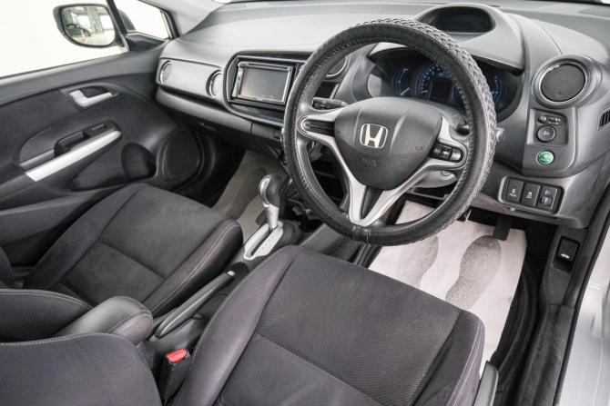 Honda Insight II Рестайлинг с пробегом 2012 года, цена 759 000 рублей, 240000 км, хэтчбек, Автокод Объявления