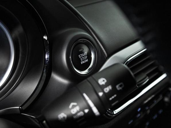 Mazda CX-9 II с пробегом 2018 года, цена 2 699 585 рублей, 146596 км, внедорожник, Автокод Объявления