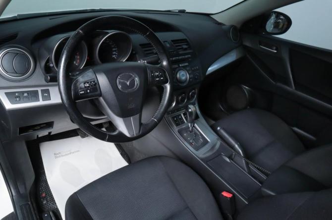 Mazda 3 II (BL) Рестайлинг с пробегом 2011 года, цена 969 000 рублей, 223689 км, седан, Автокод Объявления