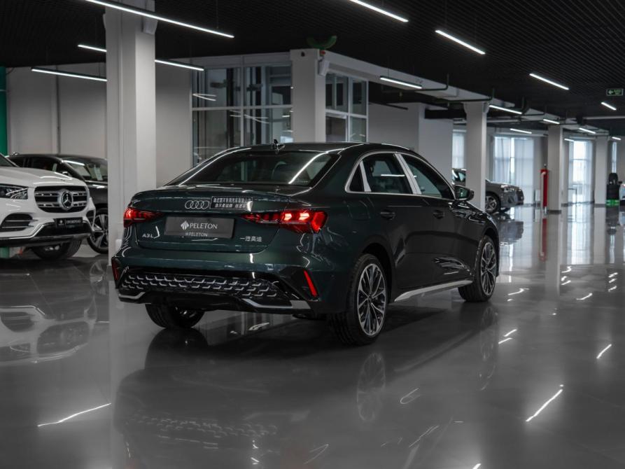 Audi A3 IV (8Y) Рестайлинг Москва  - изображение 5