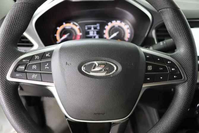Lada (ВАЗ) Vesta I Рестайлинг (NG) с пробегом 2023 года, цена 1 249 990 рублей, 49652 км, седан, Автокод Объявления