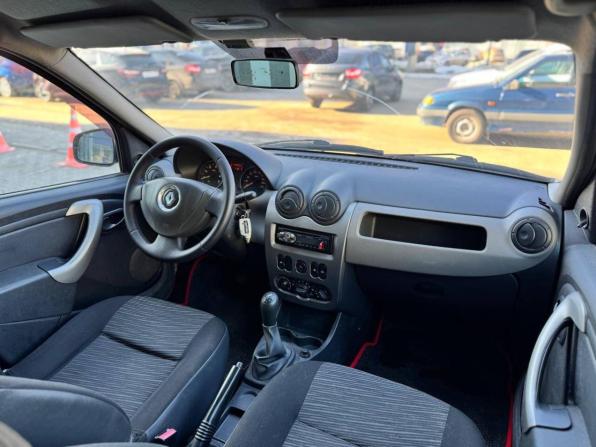 Renault Logan I Рестайлинг с пробегом 2012 года, цена 500 000 рублей, 150000 км, седан, Автокод Объявления