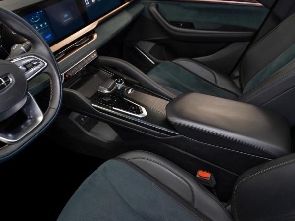 Geely Monjaro I с пробегом 2023 года, цена 2 860 000 рублей, 91206 км, внедорожник, Автокод Объявления