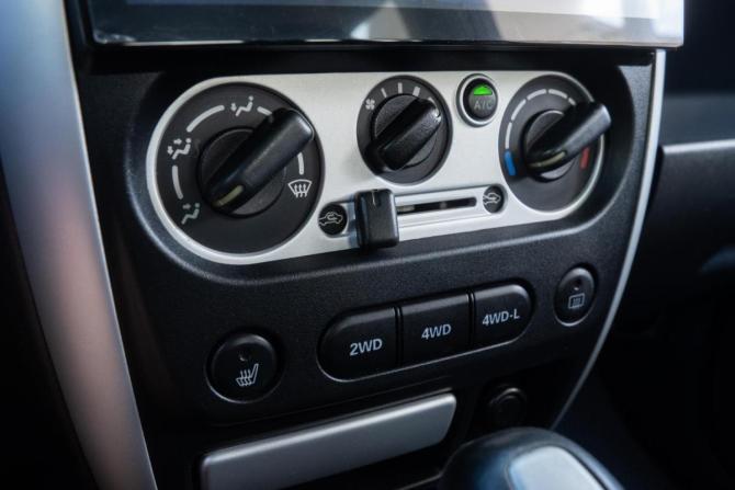 Suzuki Jimny III Рестайлинг 1 с пробегом 2007 года, цена 1 389 000 рублей, 67279 км, внедорожник открытый, Автокод Объявления