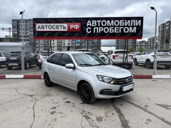 Lada (ВАЗ) Granta I Рестайлинг с пробегом 2023 года, цена 753 180 рублей, 37691 км, лифтбек, Автокод Объявления