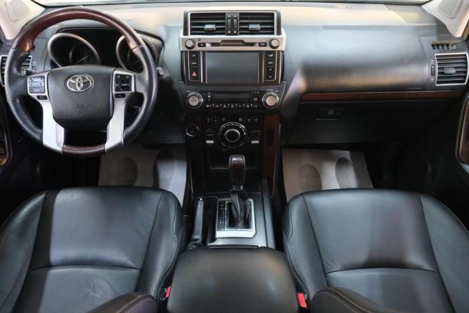 Toyota Land Cruiser Prado 150 Series Рестайлинг 1 с пробегом 2015 года, цена 4 529 000 рублей, 143000 км, внедорожник, Автокод Объявления