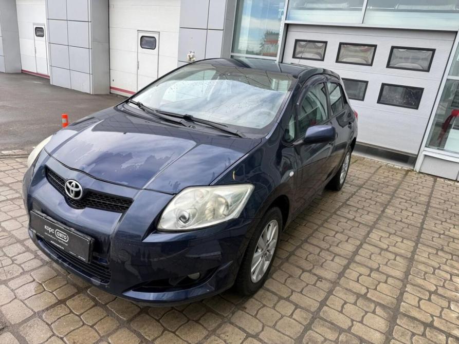 Toyota Auris I Орел  - изображение 3