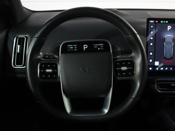 Li Auto (Lixiang) L9 I с пробегом 2023 года, цена 6 400 000 рублей, 56000 км, внедорожник, Автокод Объявления
