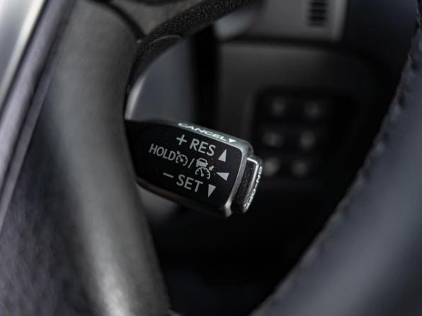Toyota Land Cruiser Prado 150 Series Рестайлинг 3 с пробегом 2021 года, цена 5 995 000 рублей, 113528 км, внедорожник, Автокод Объявления