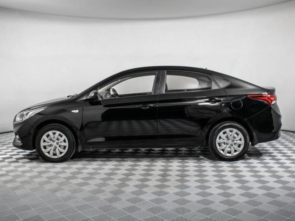 Hyundai Solaris II с пробегом 2018 года, цена 1 215 000 рублей, 219658 км, седан, Автокод Объявления