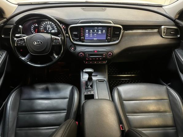Kia Sorento III Prime Рестайлинг с пробегом 2018 года, цена 2 380 000 рублей, 170294 км, внедорожник, Автокод Объявления
