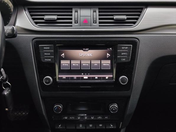 Skoda Rapid I Рестайлинг с пробегом 2018 года, цена 1 299 000 рублей, 128025 км, лифтбек, Автокод Объявления