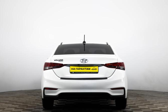 Hyundai Solaris II с пробегом 2017 года, цена 749 000 рублей, 588000 км, седан, Автокод Объявления