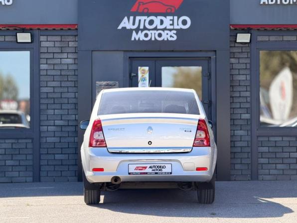 Renault Logan I Рестайлинг с пробегом 2011 года, цена 550 000 рублей, 90100 км, седан, Автокод Объявления