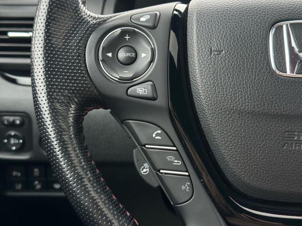 Honda Ridgeline II Рестайлинг с пробегом 2022 года, цена 4 320 000 рублей, 29700 км, пикап, Автокод Объявления