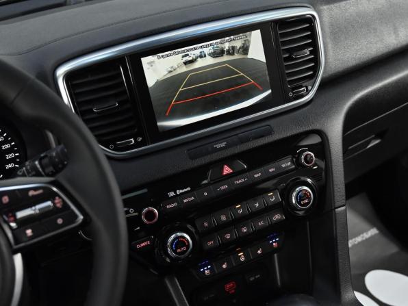 Kia Sportage IV с пробегом 2018 года, цена 2 199 000 рублей, 195000 км, внедорожник, Автокод Объявления