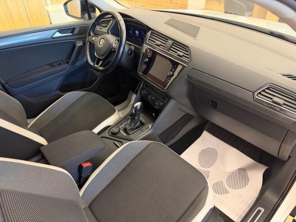 Volkswagen Tiguan II с пробегом 2019 года, цена 1 888 000 рублей, 190000 км, внедорожник, Автокод Объявления