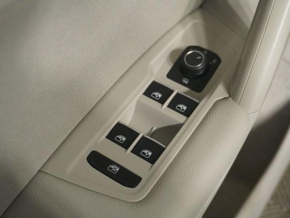 Volkswagen Tiguan II с пробегом 2017 года, цена 2 389 000 рублей, 145307 км, внедорожник, Автокод Объявления