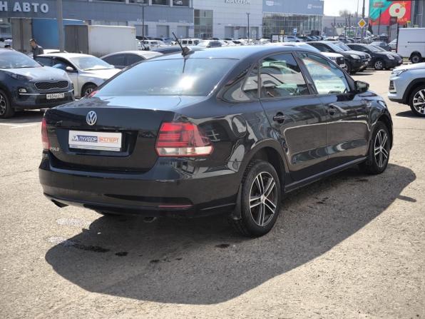 Volkswagen Polo V Рестайлинг с пробегом 2018 года, цена 1 219 000 рублей, 128719 км, седан, Автокод Объявления