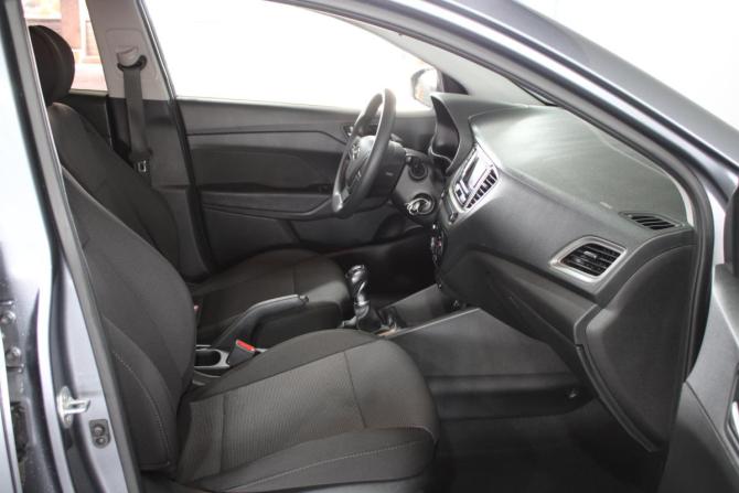 Hyundai Solaris II с пробегом 2019 года, цена 1 084 000 рублей, 115843 км, седан, Автокод Объявления