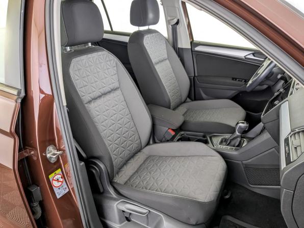Volkswagen Tiguan II Рестайлинг с пробегом 2021 года, цена 2 490 000 рублей, 77757 км, внедорожник, Автокод Объявления