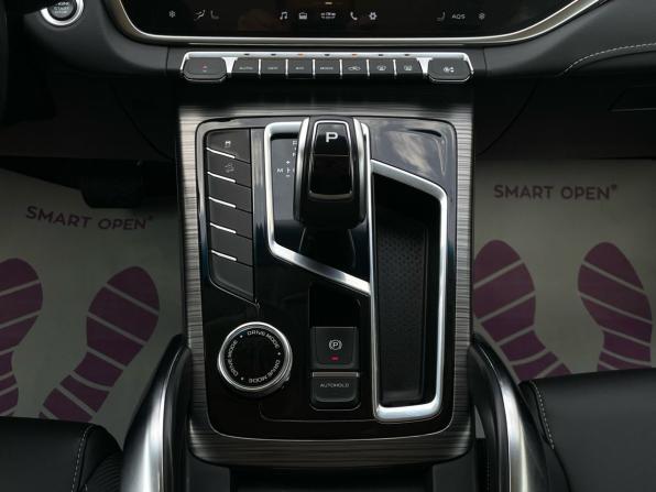 Geely Atlas Pro с пробегом 2024 года, цена 1 730 000 рублей, 28247 км, внедорожник, Автокод Объявления