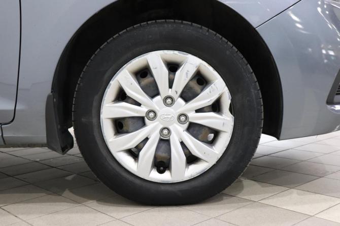 Hyundai Solaris II с пробегом 2017 года, цена 910 000 рублей, 108795 км, седан, Автокод Объявления
