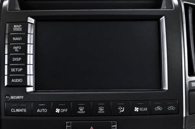 Toyota Land Cruiser 200 Series с пробегом 2011 года, цена 3 849 000 рублей, 282000 км, внедорожник, Автокод Объявления