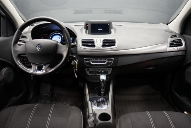 Renault Megane III Рестайлинг 2 с пробегом 2013 года, цена 988 000 рублей, 198000 км, хэтчбек, Автокод Объявления