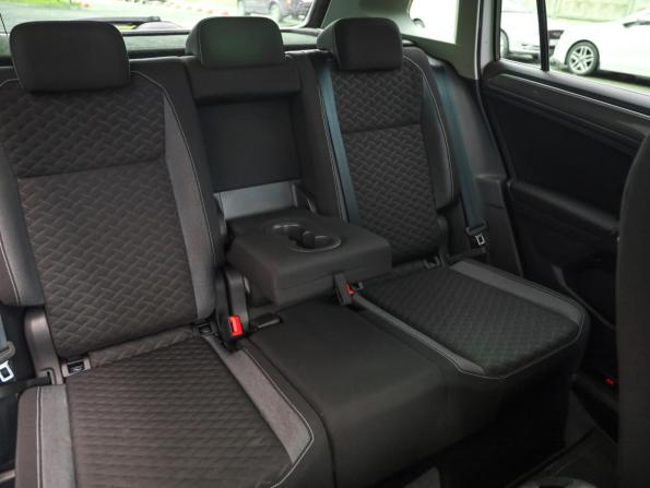 Volkswagen Tiguan II с пробегом 2018 года, цена 2 069 777 рублей, 181000 км, внедорожник, Автокод Объявления