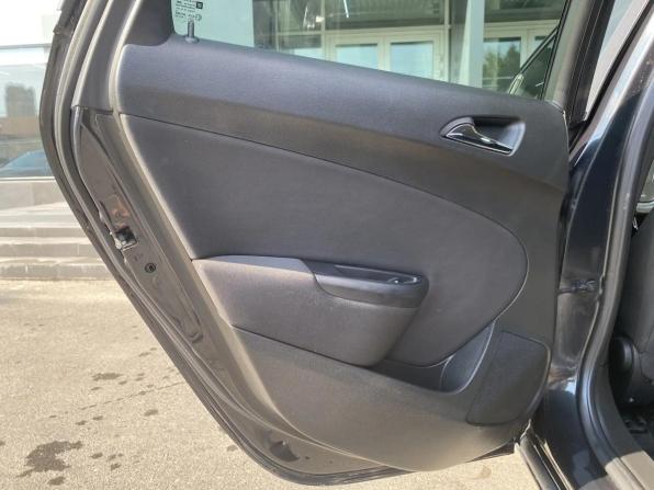 Opel Astra J Рестайлинг с пробегом 2012 года, цена 595 000 рублей, 277000 км, хэтчбек, Автокод Объявления