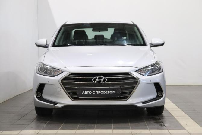 Hyundai Elantra VI (AD) с пробегом 2017 года, цена 1 242 000 рублей, 176000 км, седан, Автокод Объявления