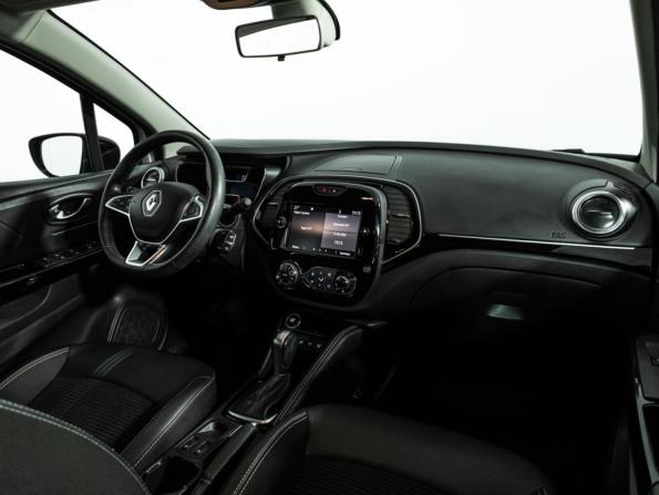 Renault Kaptur I Рестайлинг с пробегом 2021 года, цена 1 749 700 рублей, 52132 км, внедорожник, Автокод Объявления
