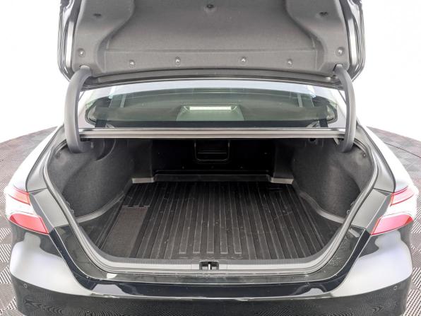 Toyota Camry VIII (XV70) Рестайлинг с пробегом 2023 года, цена 4 115 000 рублей, 29234 км, седан, Автокод Объявления