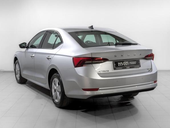 Skoda Octavia IV (A8) с пробегом 2021 года, цена 2 450 000 рублей, 79688 км, лифтбек, Автокод Объявления