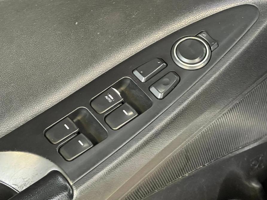 Hyundai Sonata VI (YF) Оренбург  - изображение 13