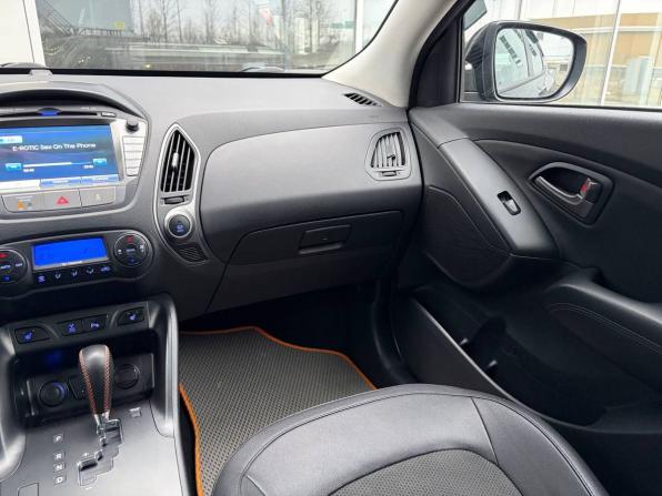 Hyundai ix35 I Рестайлинг с пробегом 2014 года, цена 1 165 000 рублей, 177450 км, внедорожник, Автокод Объявления